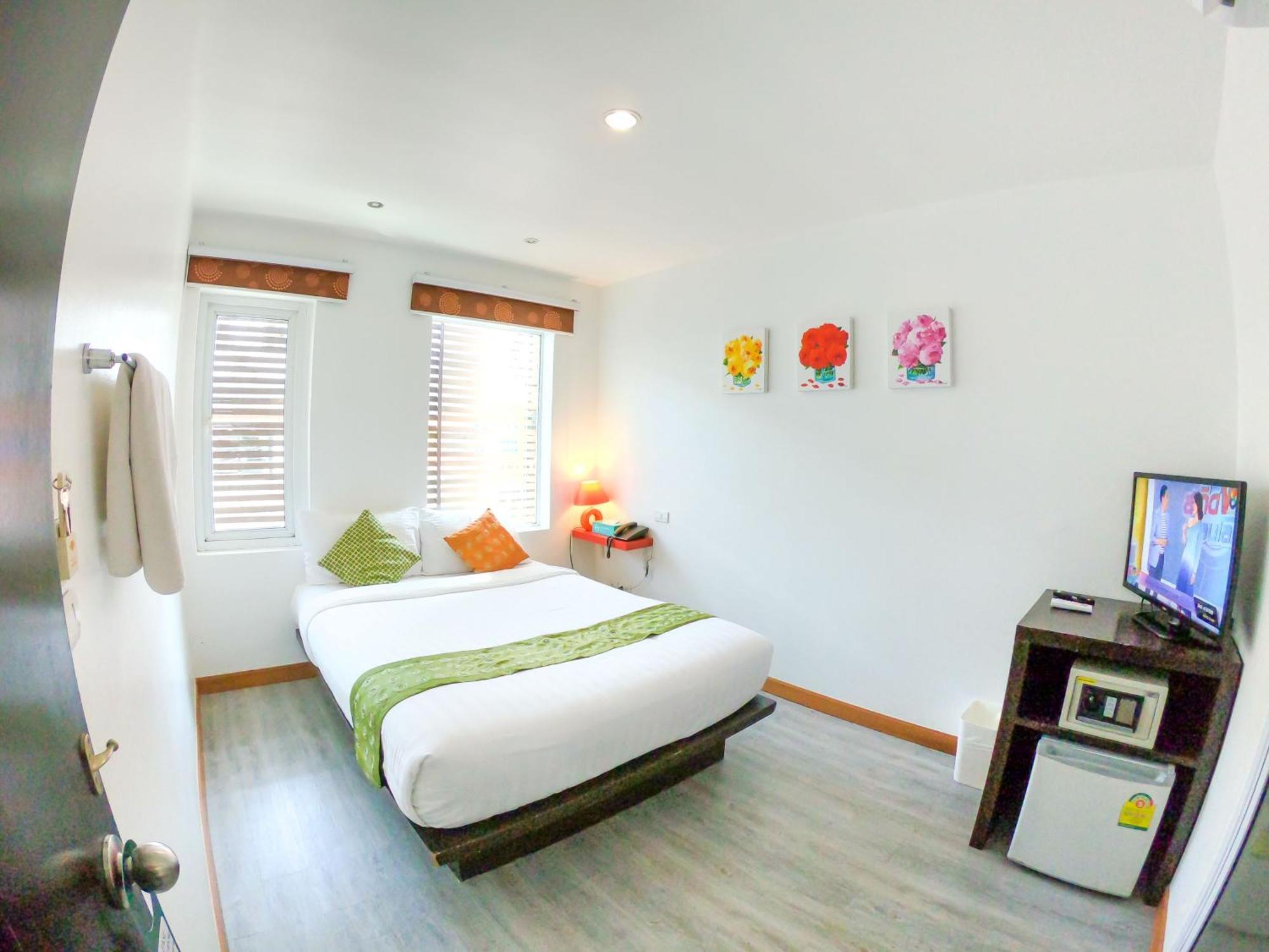 Queen Boutique Hotel Chaweng Экстерьер фото